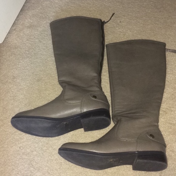Boots!
