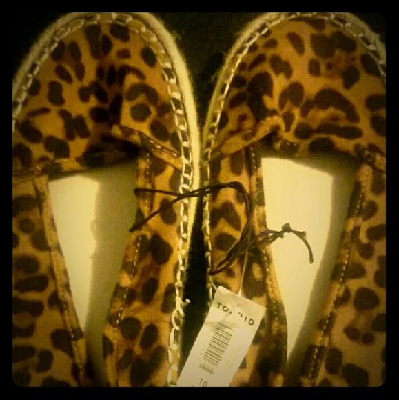 Torrid flats nwt size 10