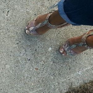 Meet your Posher, Paula