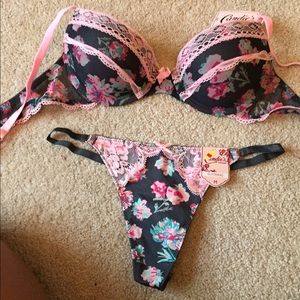 Bra and thong bundle!💕
