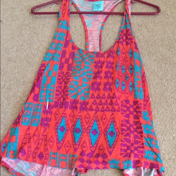 Tribal tank-top - Picture 1 of 1