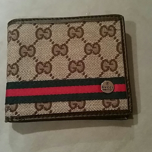 Knock off gucci wallet!