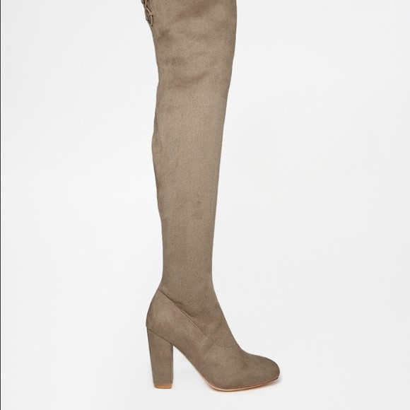 ASOS GRAY key to my heart thigh high boots - Picture 3 of 4