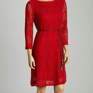 ON HOLD FOR BARBER2005 Sharagano Crimson Belted