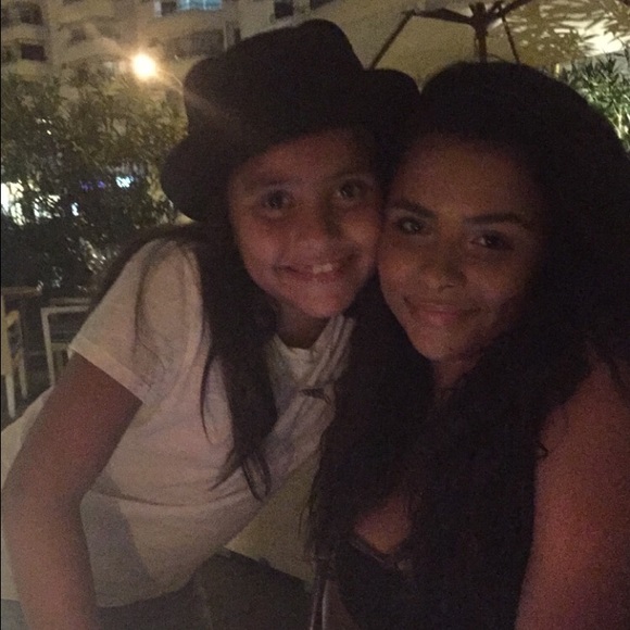 Meet your Posher, Lymarie