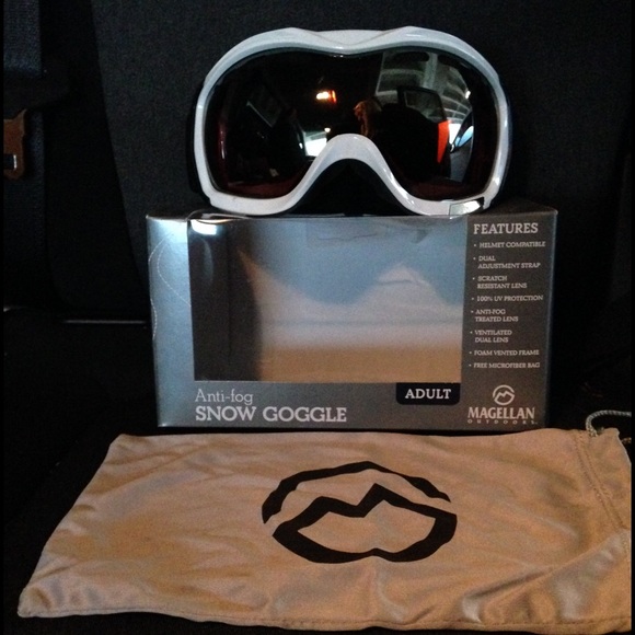 magellan ski goggles