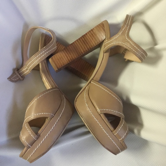 Beautiful Colin Stewart sandals 7.5 - Picture 2 of 4