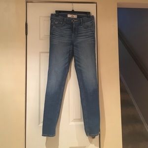 Hollister skinny jeans
