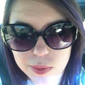 Meet your Posher, Summer