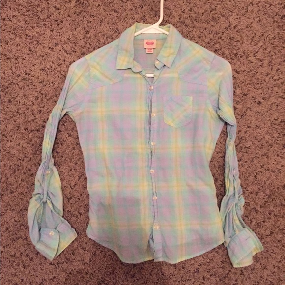 Flannel shirt