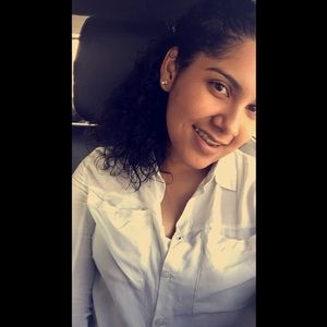 Meet your Posher, Stephanie