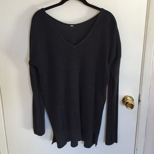 Lululemon light knitted sweater