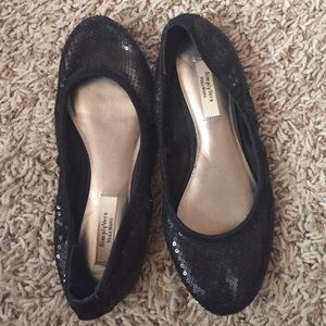 Simply vera wang slip on shoes