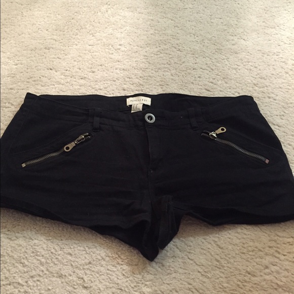 Black short