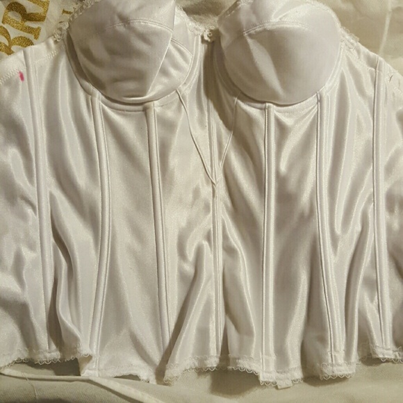 Wedding Dress - Picture 3 of 3