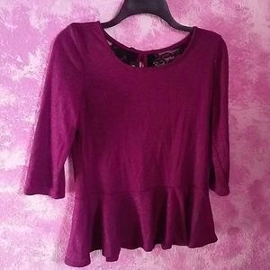 Cute top with lace and bow detail