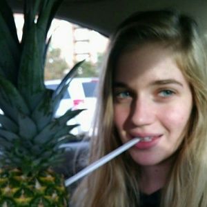 Meet your Posher, Juliette