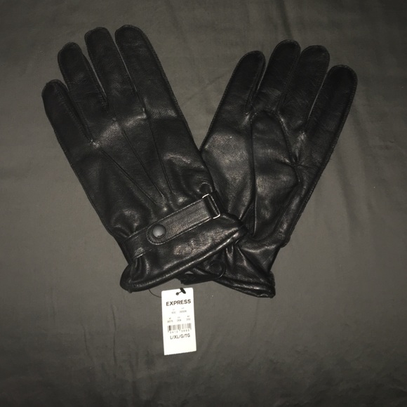 Men's Express buckle leather gloves.
