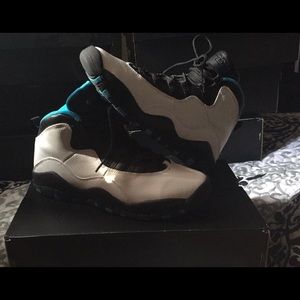Jordan Powder Blue 10s Sz 6.5 (GS)