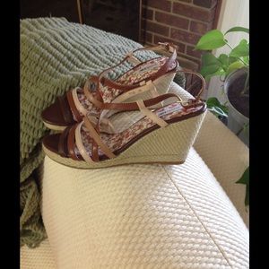 Zoe&Zac Wedges. Multi-Colored Browns. Size 7