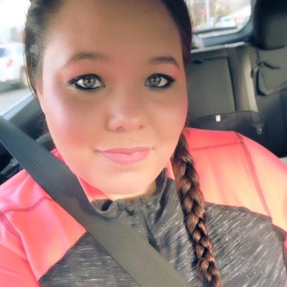 Meet your Posher, Whitney - Picture 2 of 2