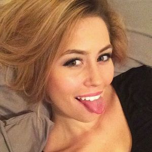 Meet your Posher, Allie