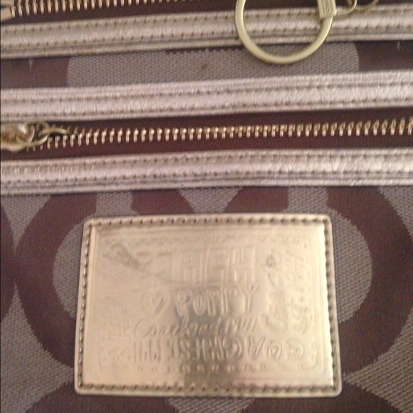 Coach purse - Picture 2 of 2