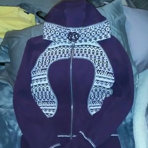 LULULEMON JACKET