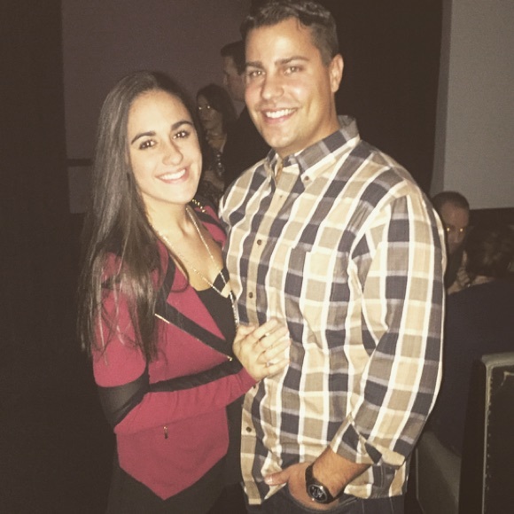 Meet your Posher, Danielle - Picture 2 of 2