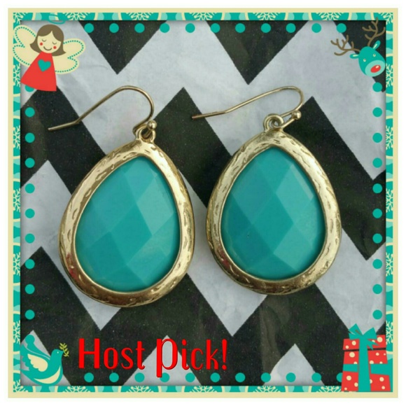 Jewelry - GIFTED Beautiful Tiffany Blue Dangle Earrings