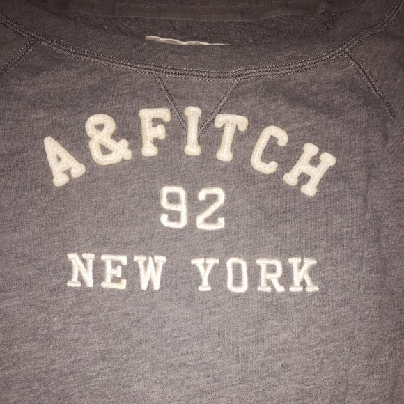A&F 3/4ths Sleeve Crop Top Sweater