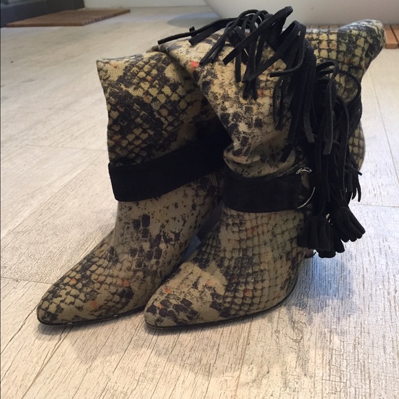 ❌ SOLD ❌ Isabel Marant Fringe Fabric Boots - Picture 3 of 4