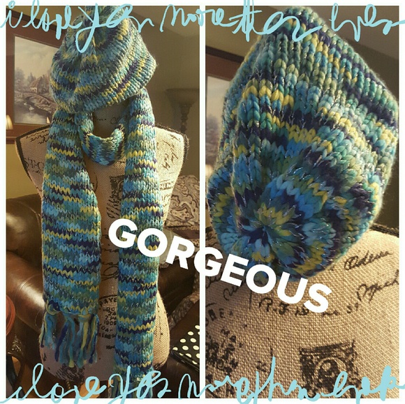 🎄🎀 Beanie Hat & Scarf🎀🎄