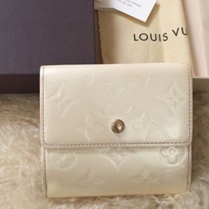 Authentic Louis Vuitton Cream Wallet