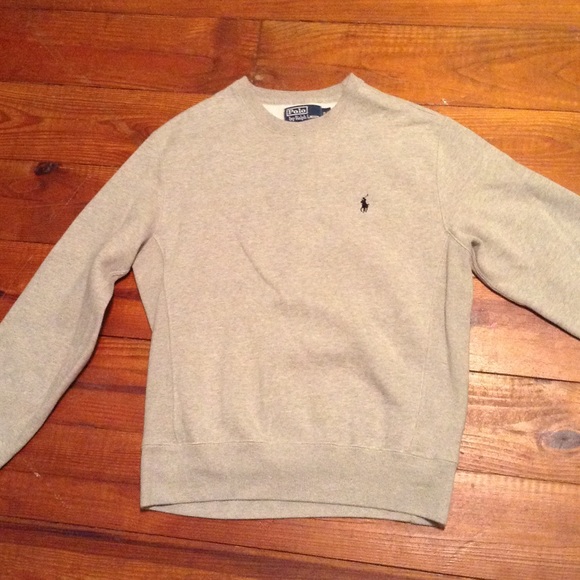 Grey polo pullover