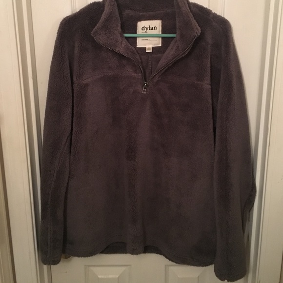 Dylan by True Grit fleece pullover.