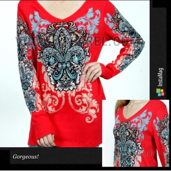 tla2 Tops - 🌺HOST PICK 10/25🌺GORGEOUS RED FLEUR DE LIS TOP