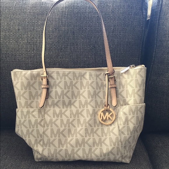Michael kors bag and wallet