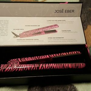 New flat iron  with lifetime warranty