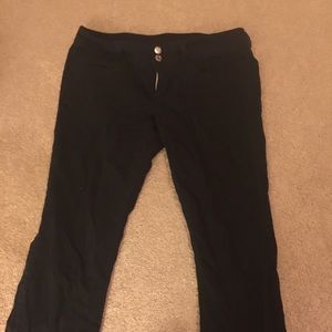 American eagle capris