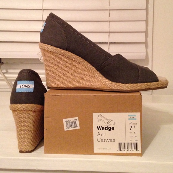 Toms Wedge Shoes