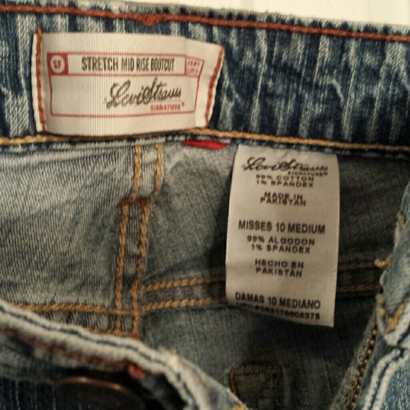 Ladies Levi 10M Jean - Picture 2 of 3