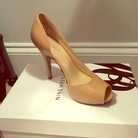 Nine West Pumps sz 6