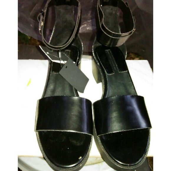 NWT Zara Chucky heel Sz: 39/8