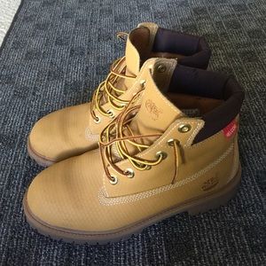 Authentic Timberland boots (classic wheat color)