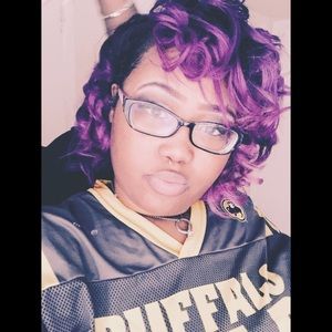 Meet your Posher, Kendra