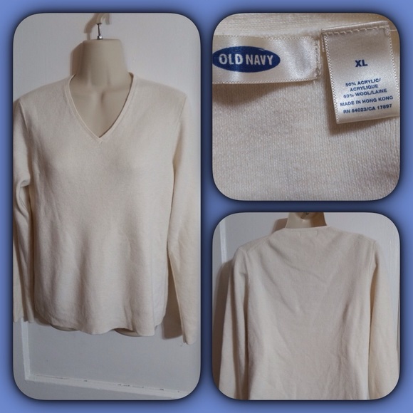 50% Acrylic 50% Wool, very nice sweater