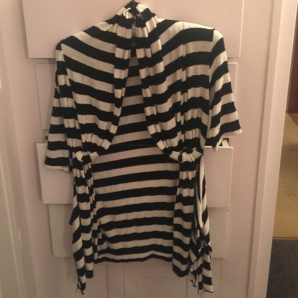 Striped cardigan from the buckle