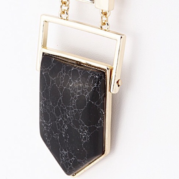 GOLD MARBLE CRYSTAL PENDANT NECKLACE EARRING SET - Picture 3 of 4