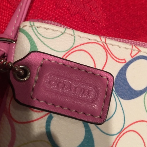 Color wristlet Coach - Picture 2 of 4